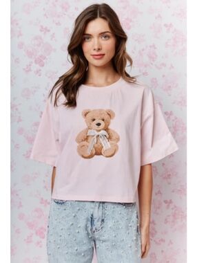 NWOT RareRaw "Boxy Crop Top w/Teddy🧸Graphic w/Pearl🐚Lace Bow🎀Detail" Pink🩷SM